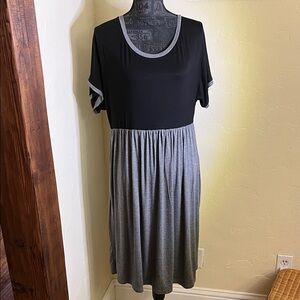 Suzanne Betro Black and Gray Dress